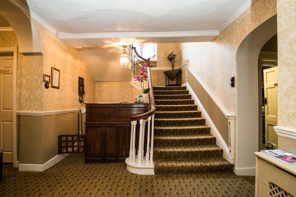 Bishopsgate House Hotel Beaumaris Buitenkant foto